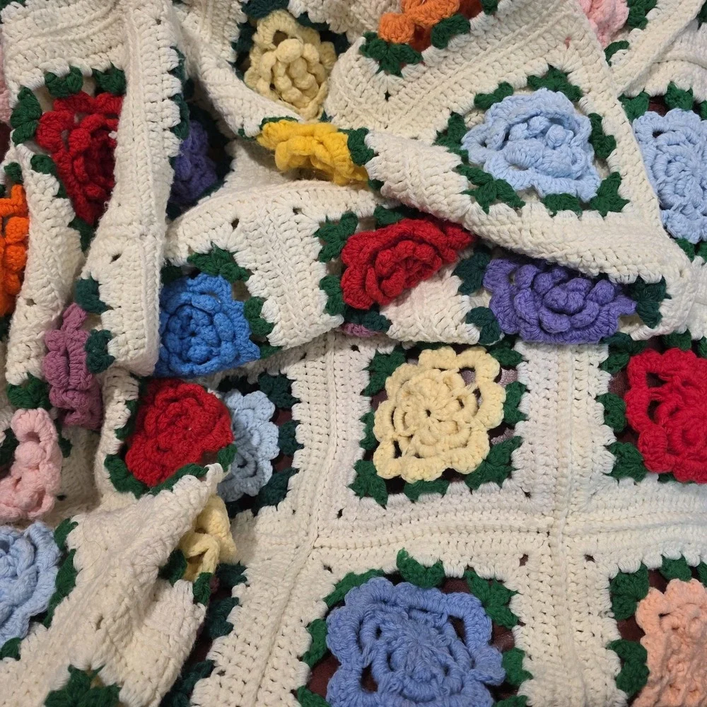Vintage Crochet 3D Rose Afghan Blanket Granny‎ Square MultiColored Queen 52
